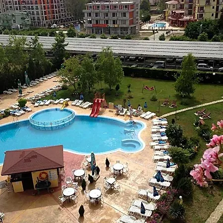Trakia Garden Готель Сонячний Берег