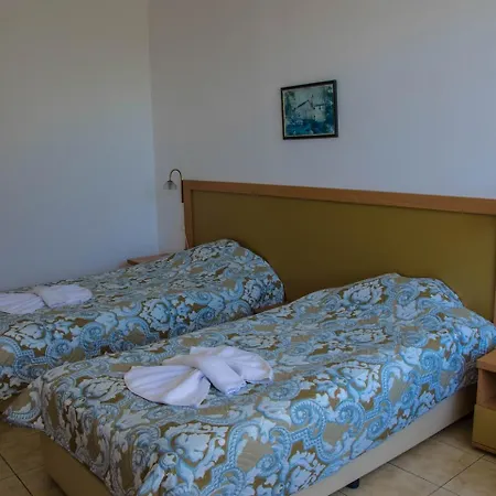 Trakia Garden Готель Сонячний Берег