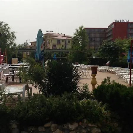 Готель Trakia Garden Сонячний Берег